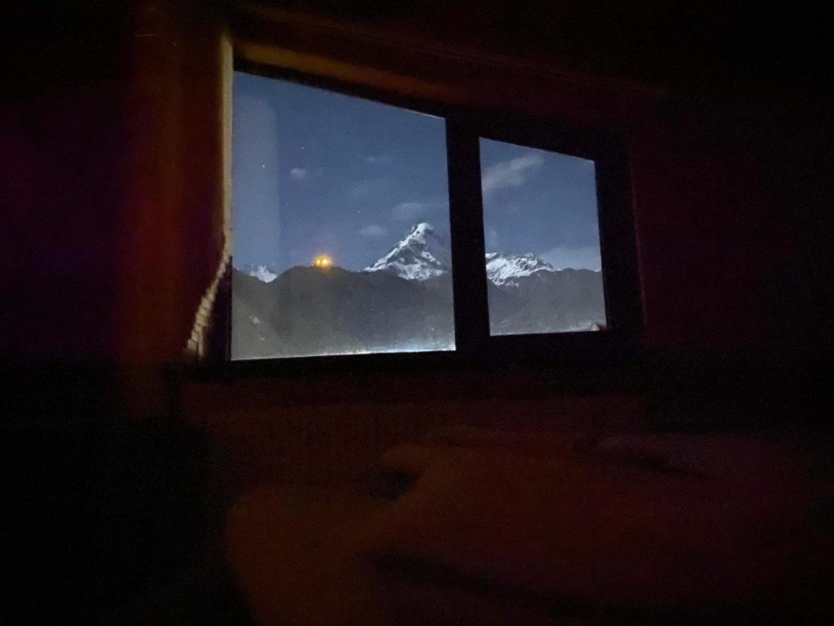 Four Season In Kazbegi Hotel Eksteriør billede