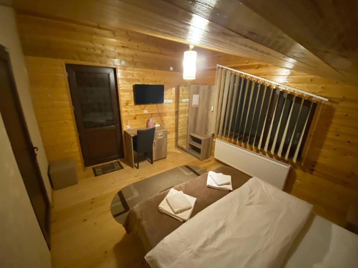 Four Season In Kazbegi Hotel Eksteriør billede