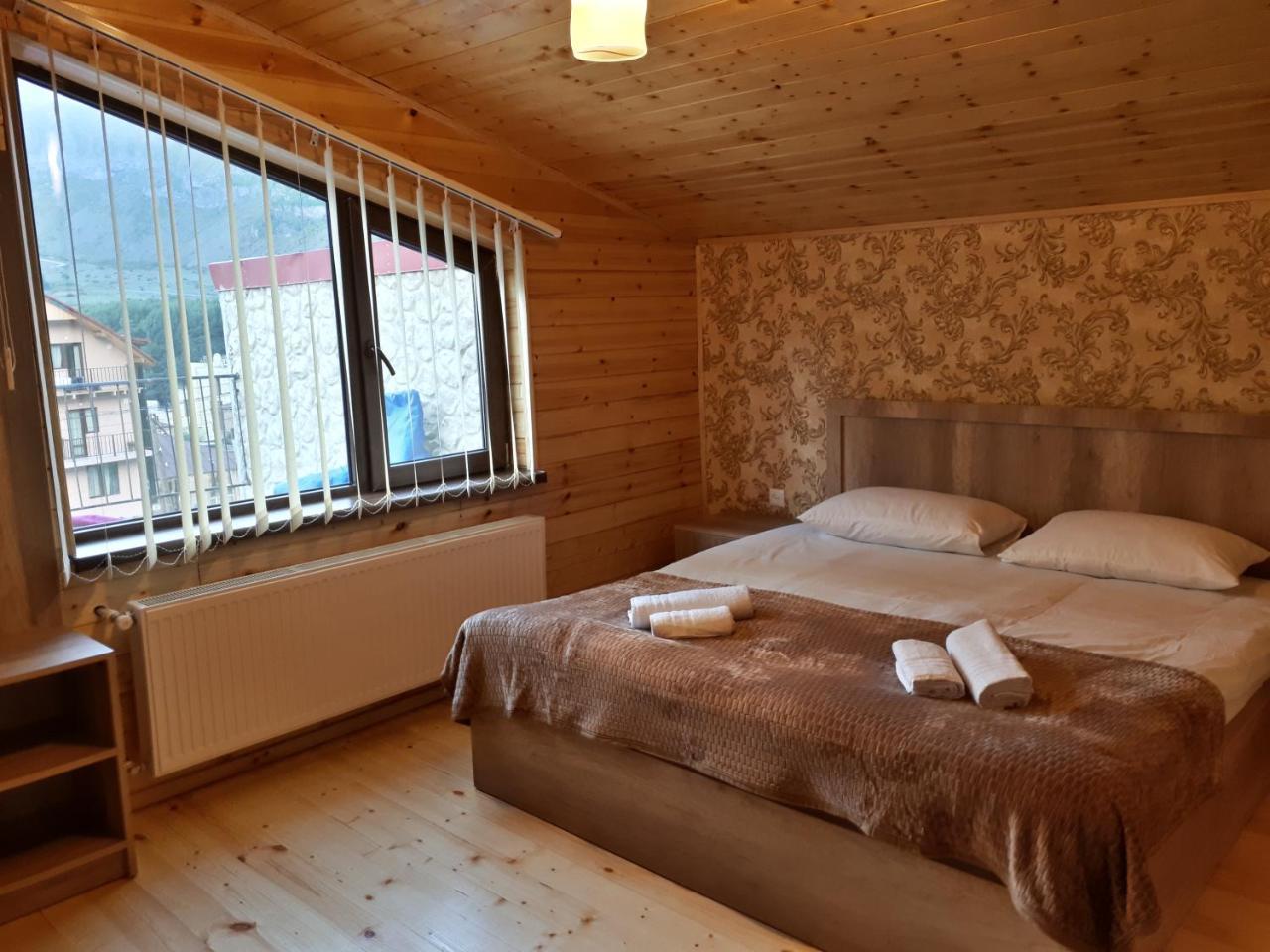 Four Season In Kazbegi Hotel Eksteriør billede